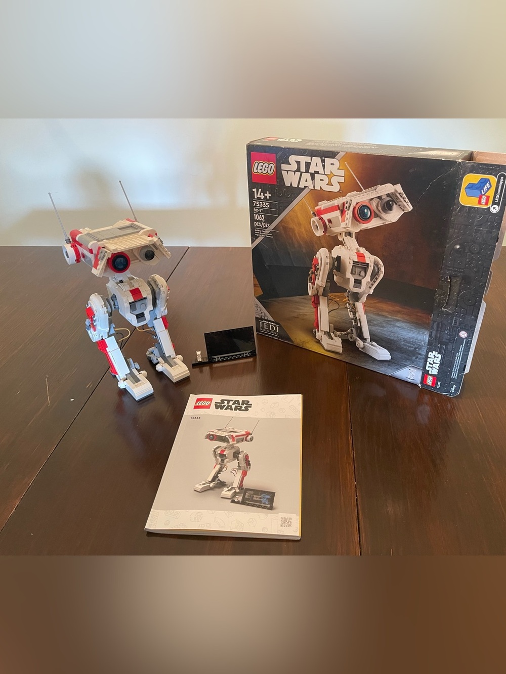 LEGO Star Wars BD-1 Droid Model
